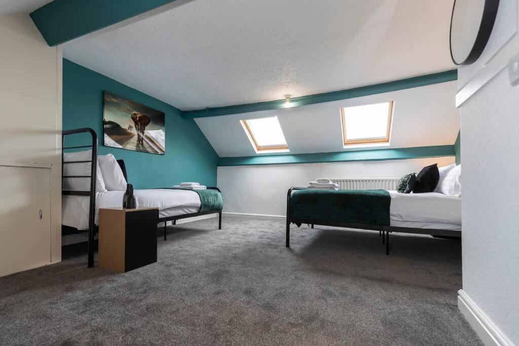 Town Centre & All The Comforts! ギーズバラ エクステリア 写真